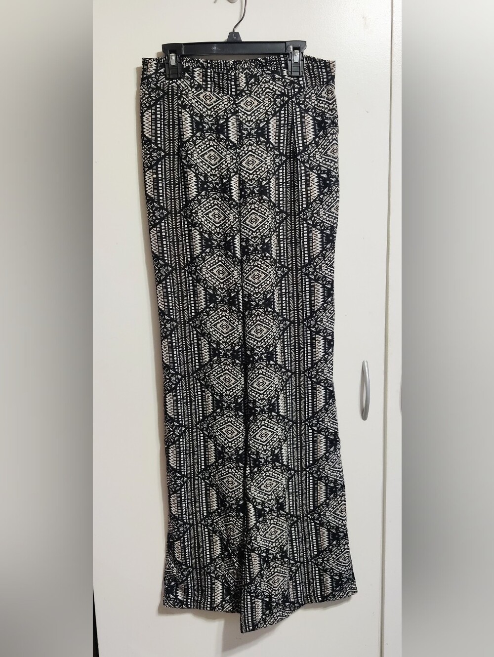 Joe B Wide Leg Pull-On Pants